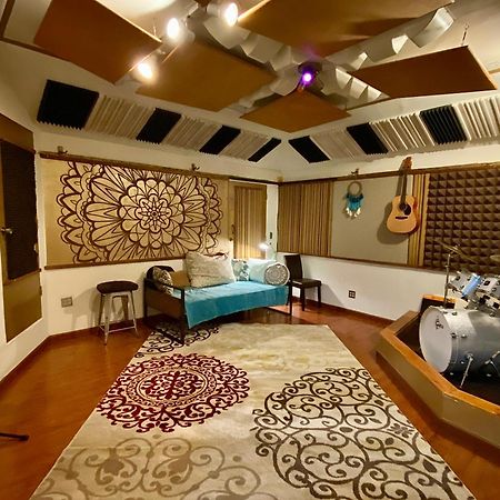Oasis With Pool And Music Studio By Benvenu Los Angeles Luaran gambar